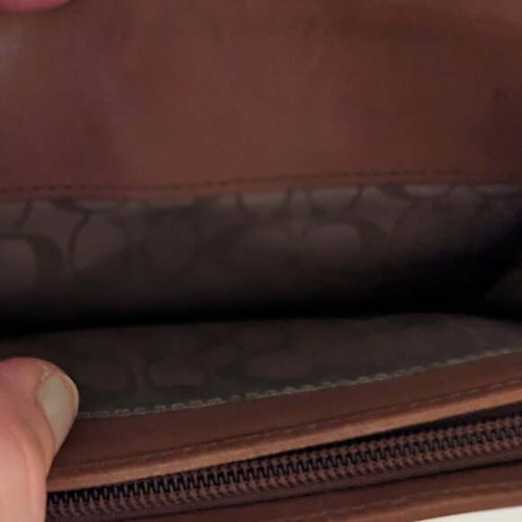 Coach Vintage Legacy Bifold Leather Wallet EUC - Picture 11 of 14